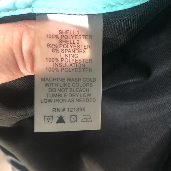 TITLE Nine Will Power hooded vest. - Picture 7 of 13